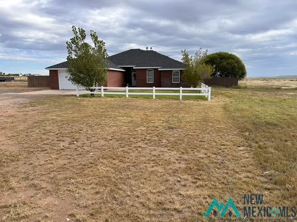123 Mistico Ln, Roswell, NM 88203