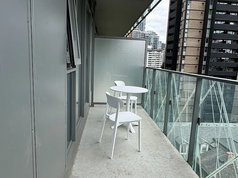 50 Wellesley St E #908 — Photo 10