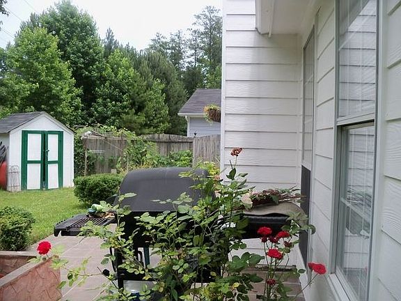 Outbuilding for all your garden tools