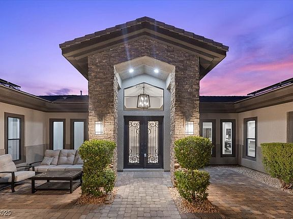 5th image of 8075 Palm Cove Ct