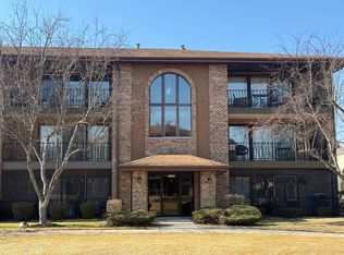 11116 Heritage Dr APT 3B, Palos Hills, IL 60465