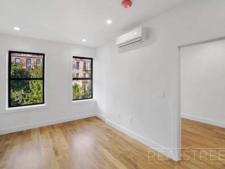 1401 Dean St #2F — Photo 3