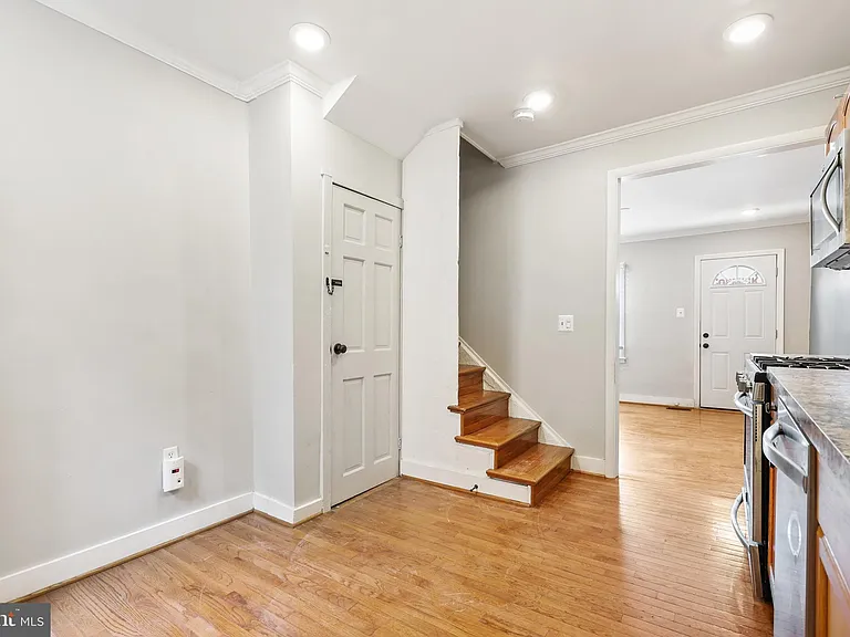 803 S Hanover St — Photo 11