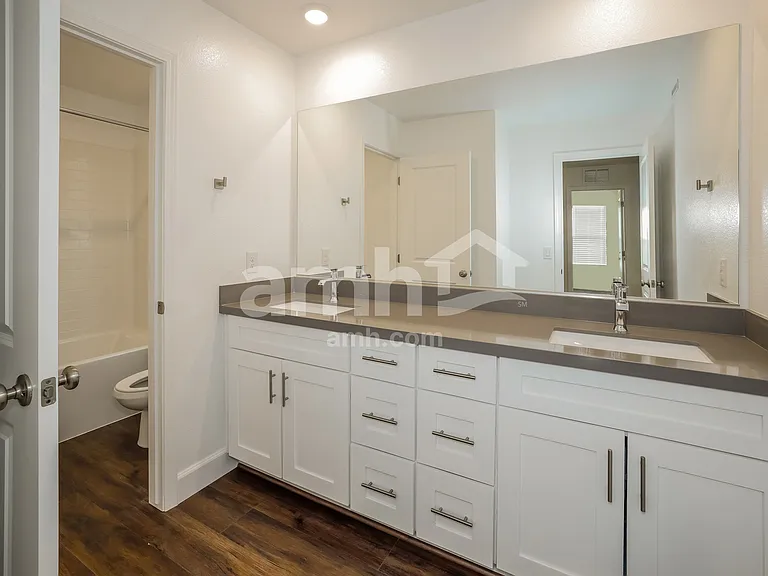 6565 Enlightenment Dr — Photo 9