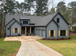 1050 Shadow Creek Way, Greensboro, GA