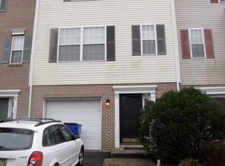 59 Highland Cir, Newark, DE 19713