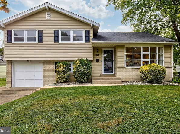 321 Ashbourne Rd, Claymont, DE 19703