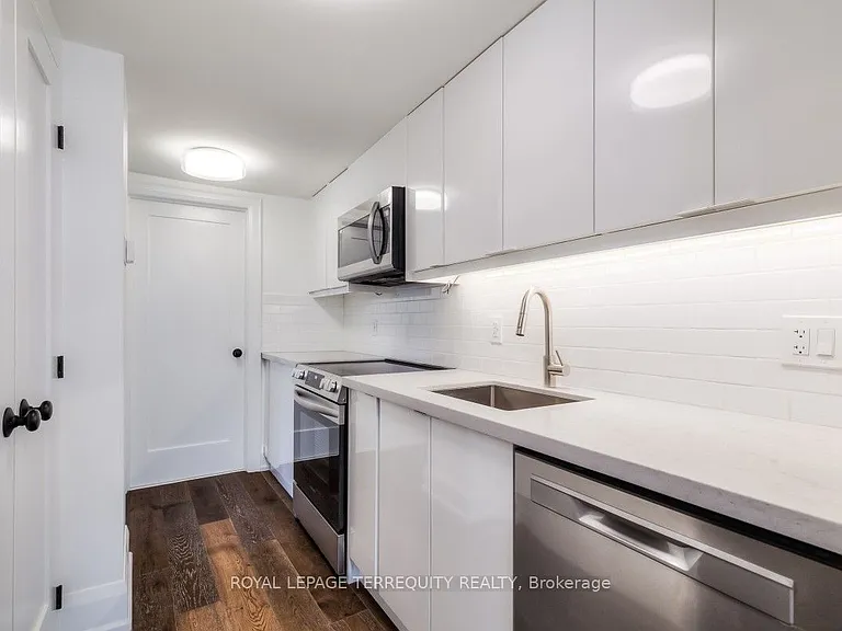 674 Eglinton Ave E #LOWER — Photo 7