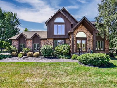 40 River Oaks Dr, Grand Island, NY, 14072