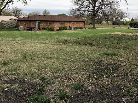 Back Yard SE