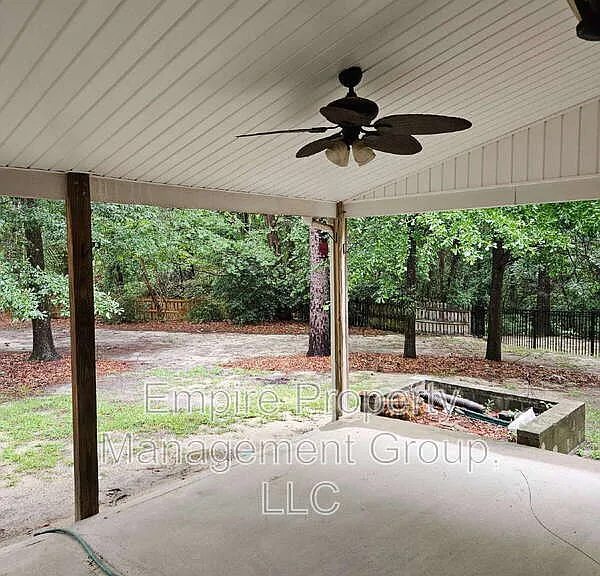 202 Castlebury Dr — Photo 21