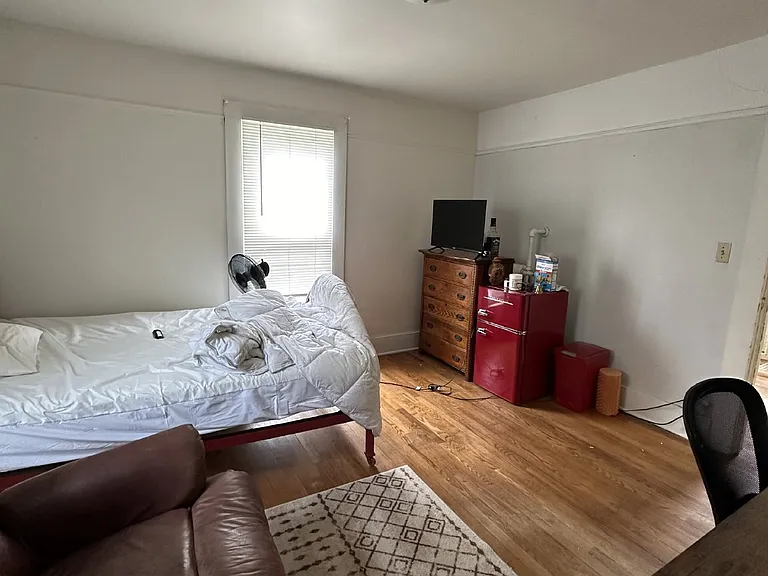 414 Talmadge St — Photo 15