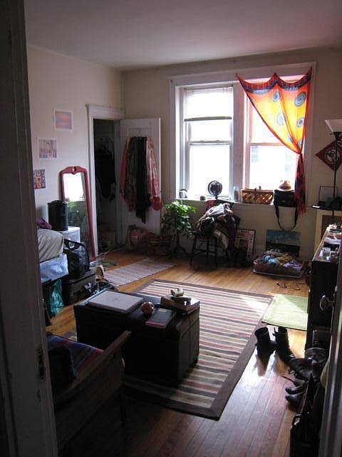 1st image of 56 Egmont St APT 1C