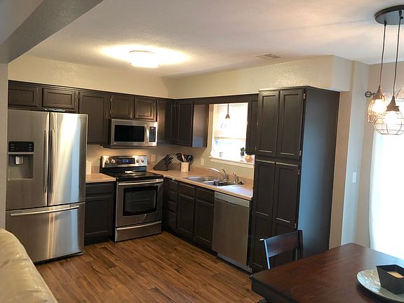 5th image of 6064 NE Moonstone Dr #10C