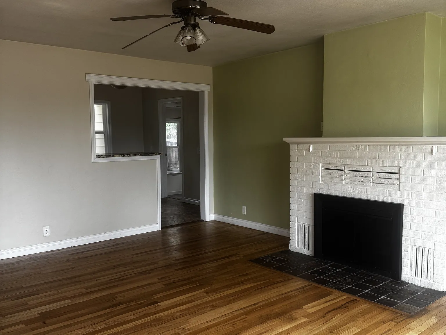 1023 Murray Avenue - 1 — Photo 2