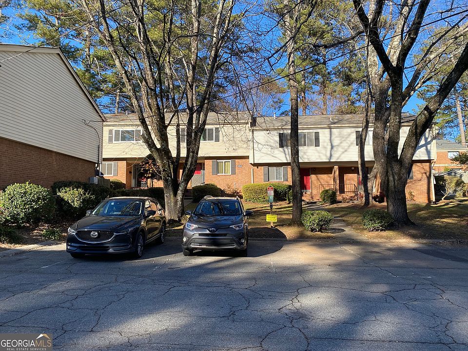 1st image of 3316 Northcrest Rd APT A