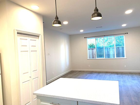 5th image of 4985 Bel Escou Dr