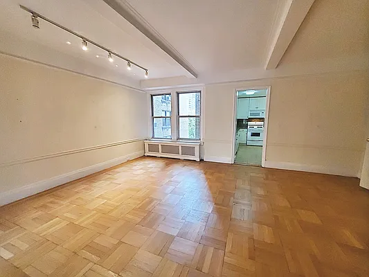 Rented by Rachel Realty | media 9