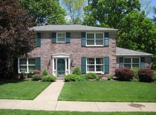 119 Old Suffolk Dr, Monroeville, PA