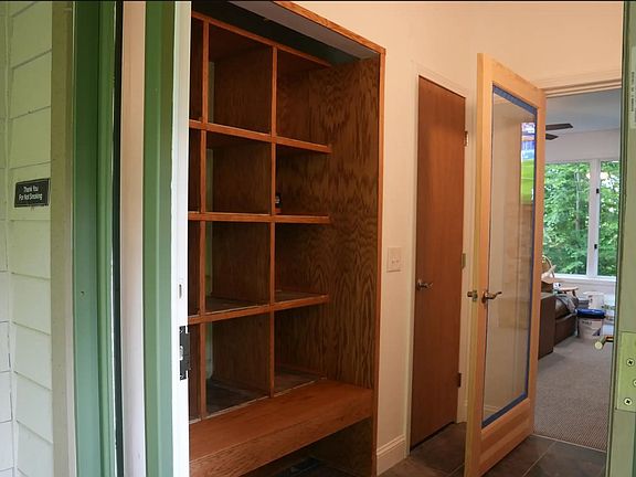 4th image of 169 Willows Hill Drive #6