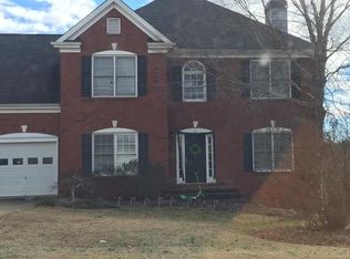 8465 Woodland View Dr, Gainesville, GA 30506