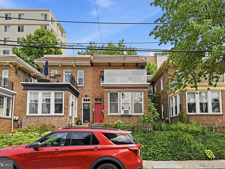 1 W Athens Ave #1/2-C — Photo 24