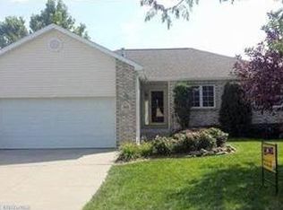 1919 Folkways Blvd, Lincoln, NE 68521
