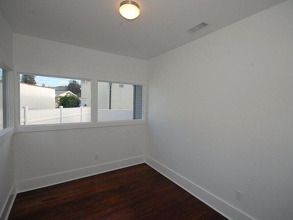 2nd image of 4956 N North Maywood Ave