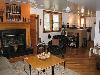 1st image of 1911 W Armitage Ave #2