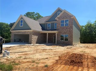 16 Shiloh Dr, Fort Mitchell, AL 36856