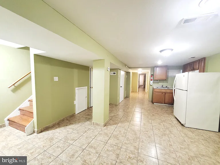 1131 N Gilmor St #BASEMENT — Photo 8