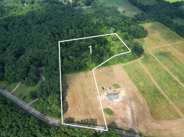 11009 Shaner Ave NE, Rockford, MI 49341