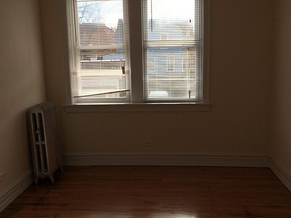 4th image of 3309 W Palmer St #1