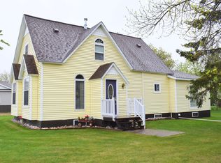 204 S Main St, Newfolden, MN 56738