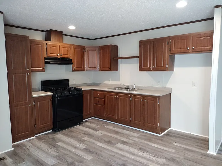 151 Maple Wood — Photo 13