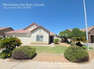 1064 S Jesse Pl, Chandler, AZ 85286