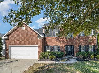 11141 Red Spruce Dr, Charlotte, NC 28215