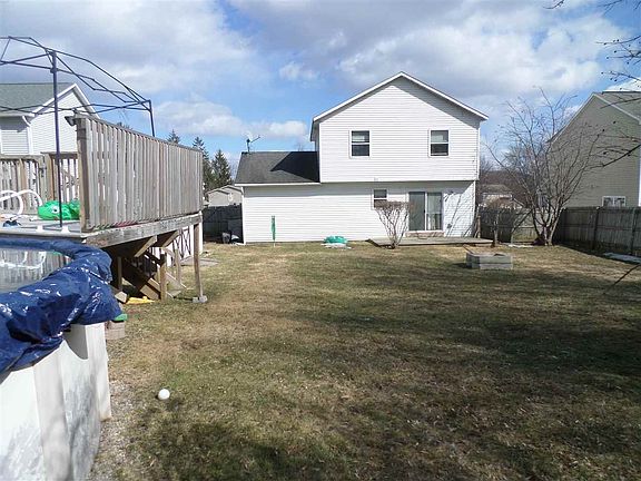 2nd image of 8 Andrew Dr