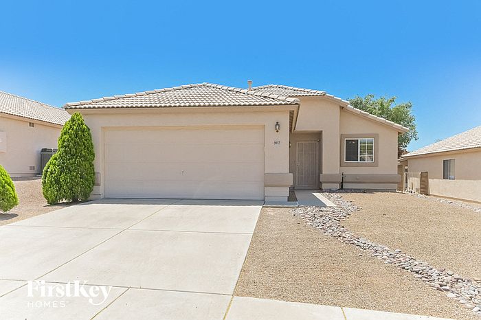1st image of 2027 W Cholla Estate Dr