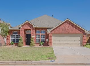 5408 Summer Meadows Dr, Fort Worth, TX 76123