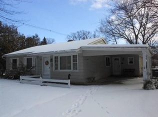 917 Avenue D, Traverse City, MI