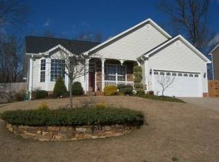624 Geranium Ln, Lyman, SC 29365