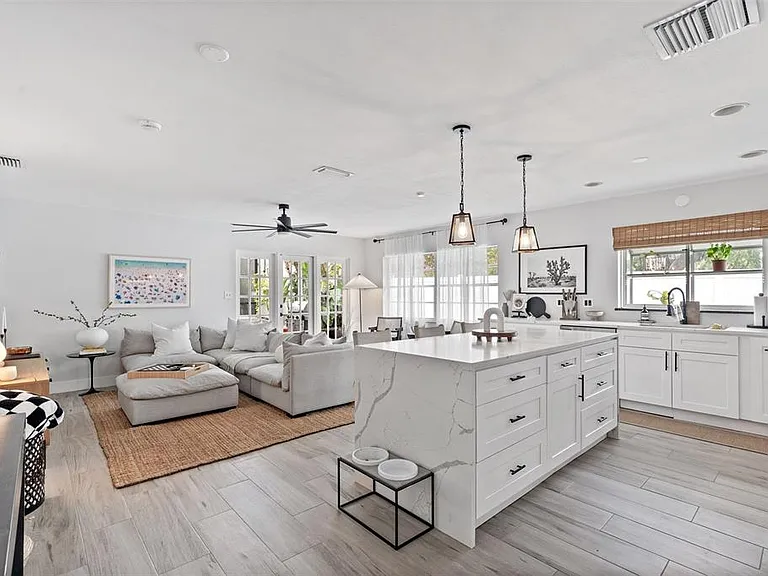 3601 W Dale Ave — Photo 5