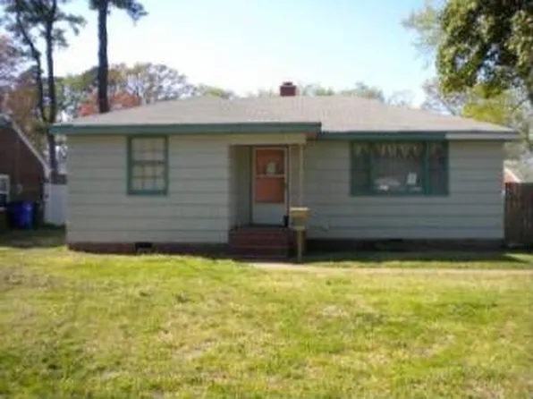 2526 Heutte Dr, Norfolk, VA 23518