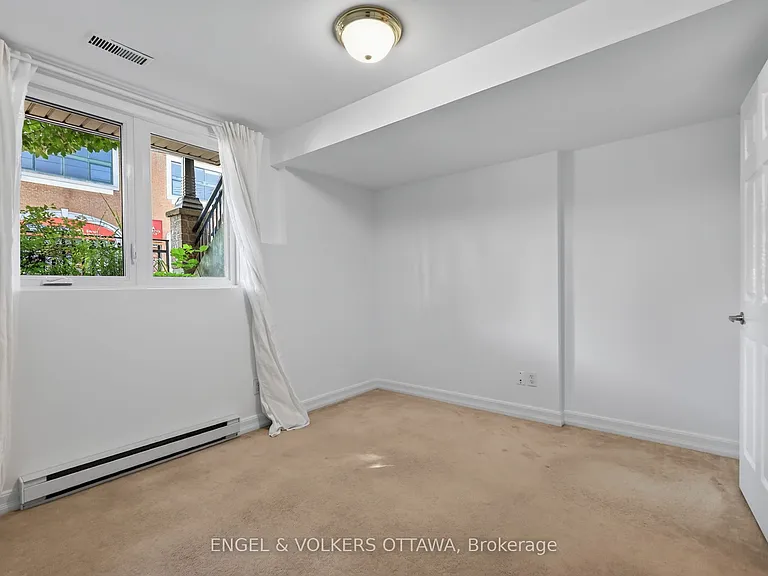 107 3rd Ave #A — Photo 30