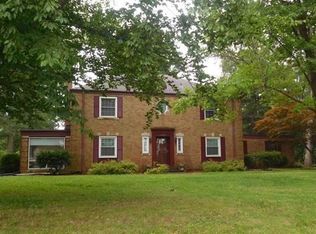 506 S Elliott Acres Dr, Muncie, IN 47302