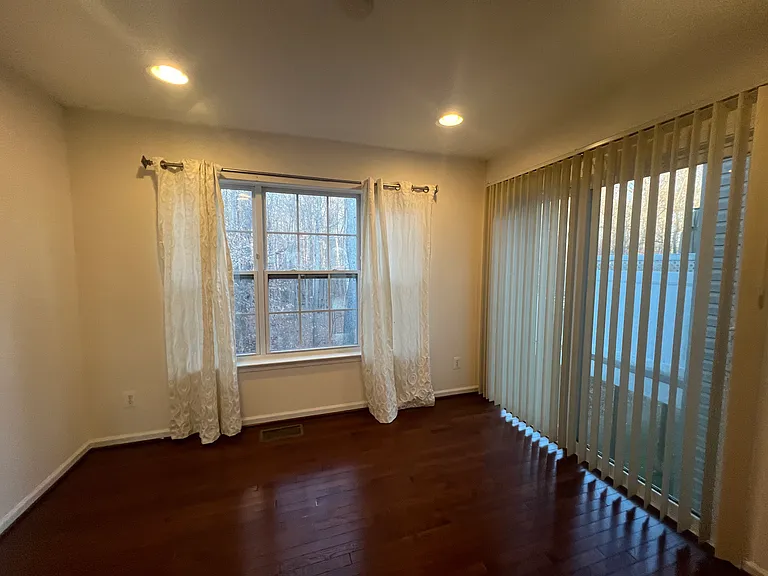 749 English Ivy Way — Photo 13