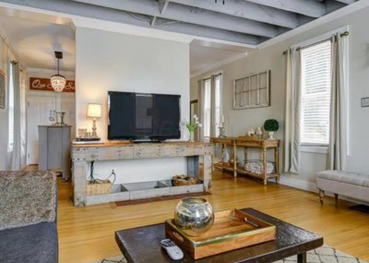 2 bed, 1742 sqft, $2,800 — Photo 3