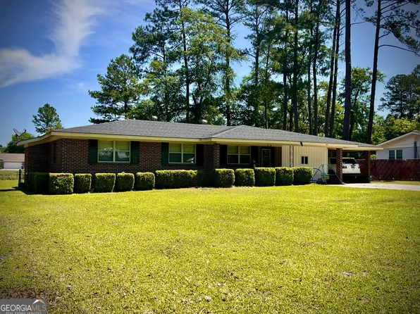 1421 Peach St, Dublin, GA 31021