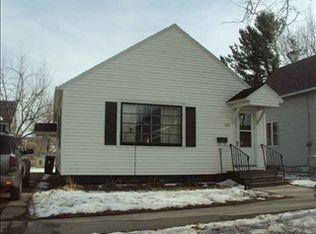 211 N Maple Ave, Marshfield, WI 54449